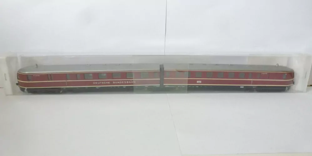 H0 GÜTZOLD Dieselová souprava VT 04 501 DB OSVĚTLENÁ PĚKNÝ STAV 