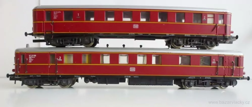 H0 PIKO Dieselová motorová souprava - Motorový vůz VT 33 106 1/2. tř. + vůz VS 145 074 1/2.tř. DB OSVĚTLENÁ TOP STAV