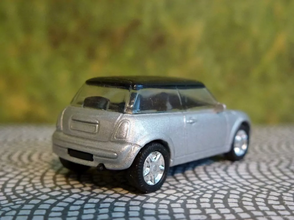 H0 Osobní automobil