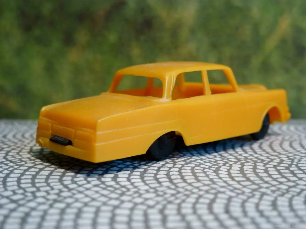 H0 Osobní automobil LIMA