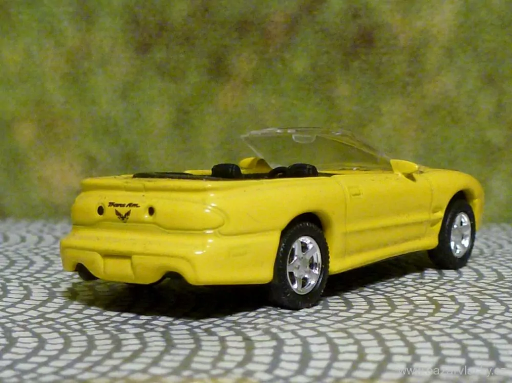 H0 Osobní automobil Cabriolet