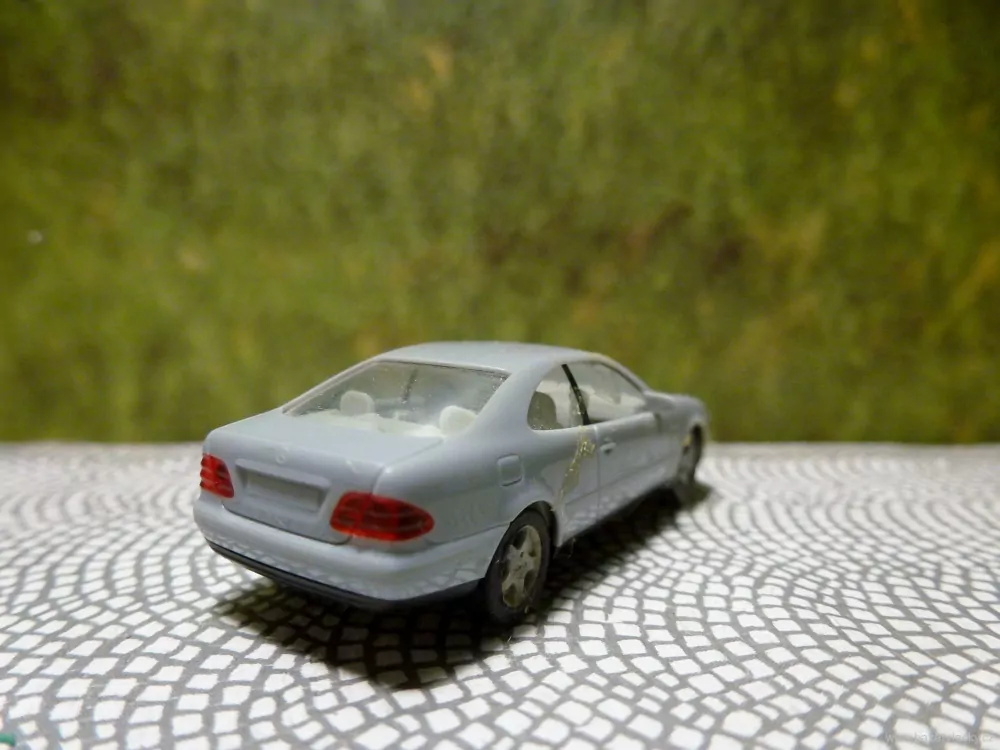 H0 Osobní automobil - Mercedes