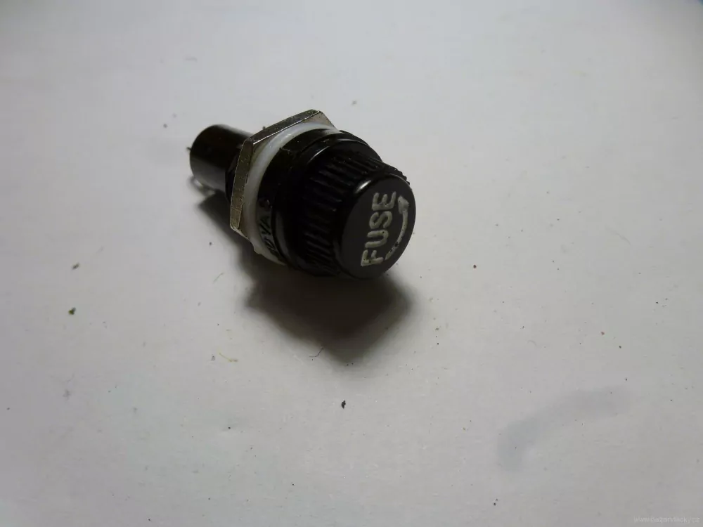 TT - H0 Spínač - regulátor FUSE