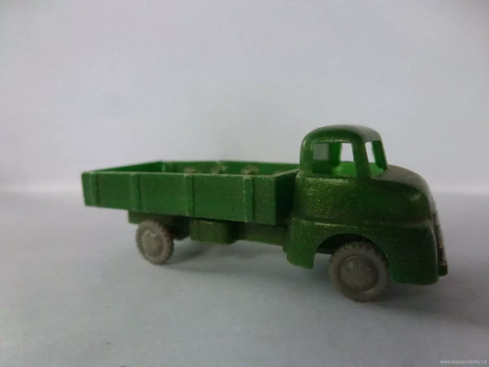 H0 Nákladní automobil bakelit 1:87