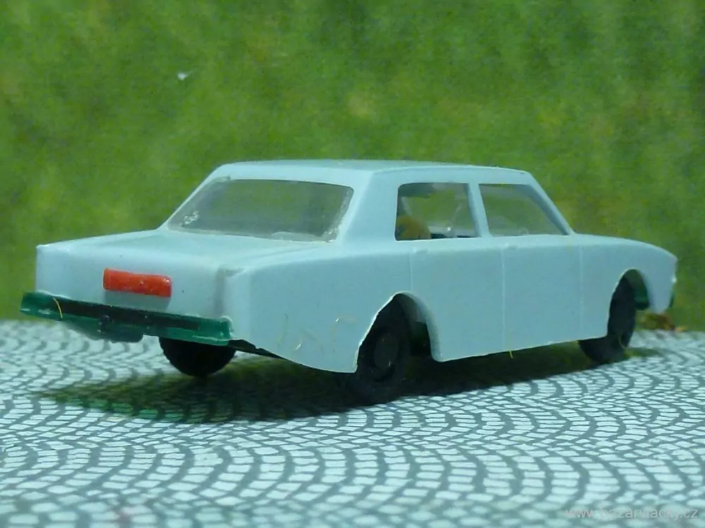 H0 Osobní automobil Ford Corsair