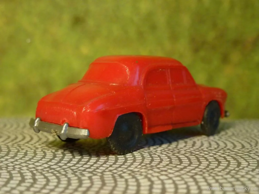 Osobní automobil Renault Daphine 6x2cm