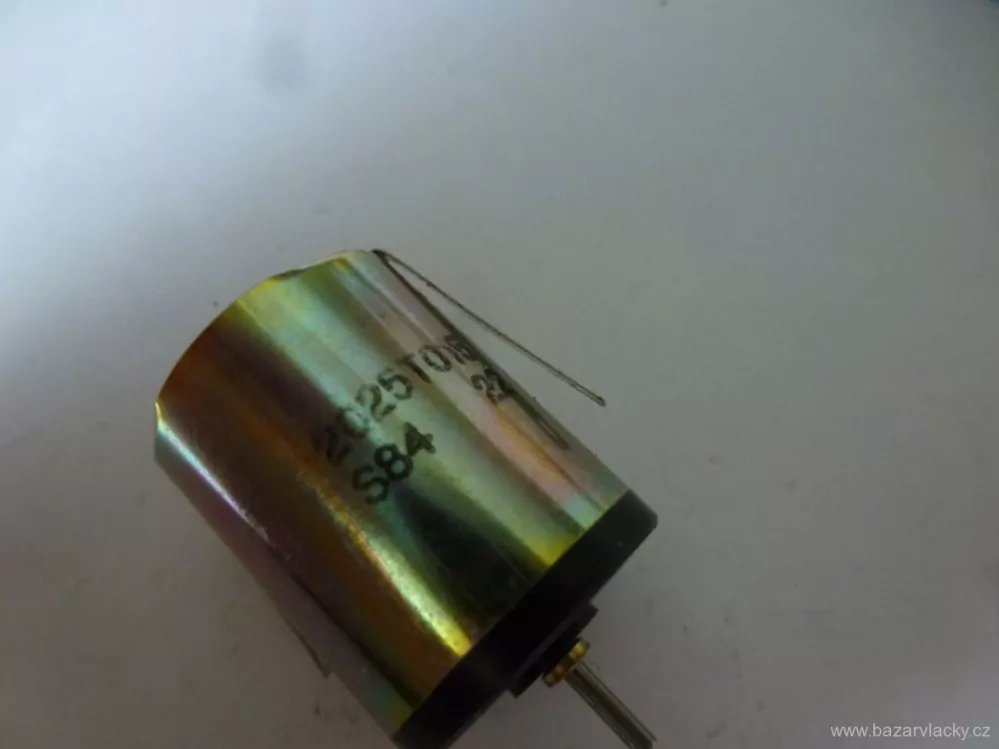 Motor do lokomotivy Made in Germany 2025T015