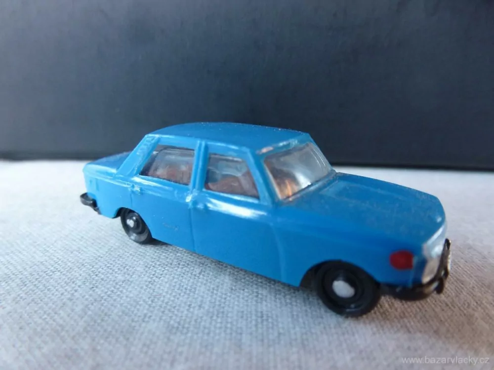 H0 Osobní automobil retro