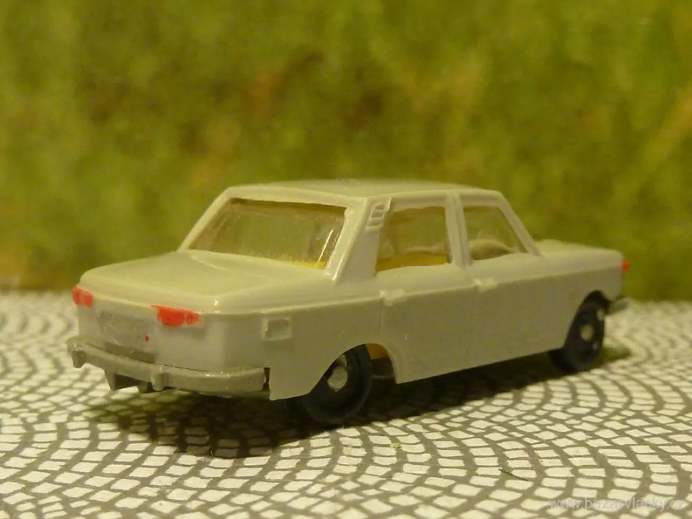 H0 Osobní automobil