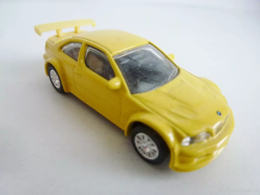 H0 Osobní automobil BMW žlutý