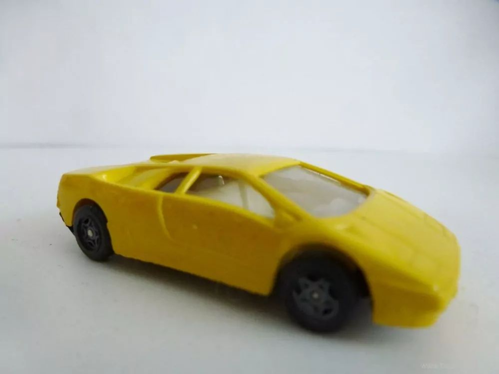 H0 Osobní automobil New-Ray