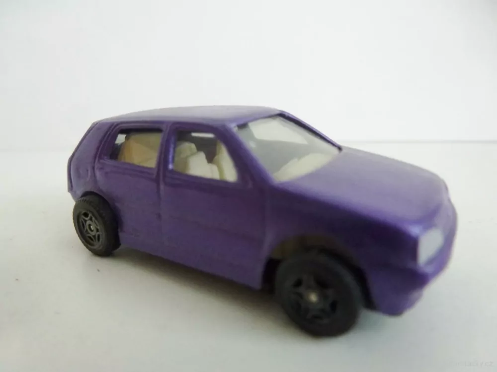 H0 Osobní automobil New-Ray