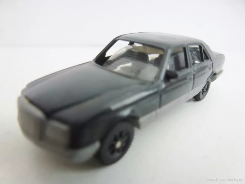 H0 Fleischmann Osobní automobil Mercedes 500