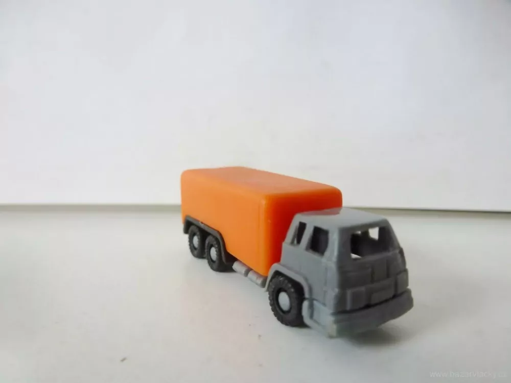 N Nákladní automobil skříň 
