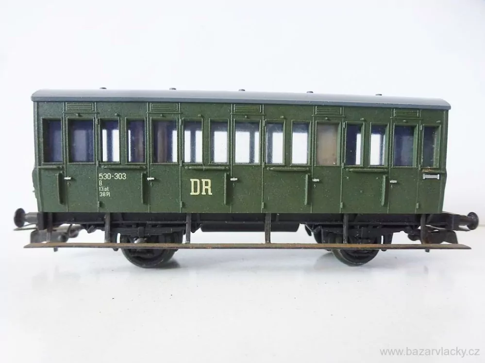 H0 PIKO Osobní vůz DR 530-303