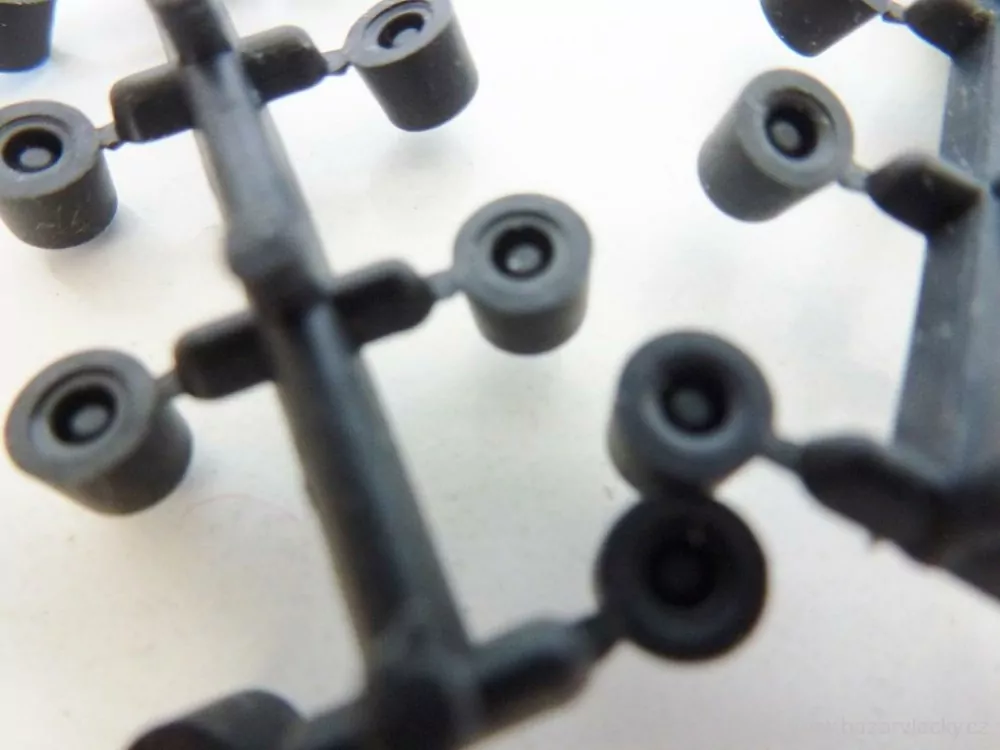 SET Gumové špunty - kryty???? (průměr 4 mm, výška 3 mm)