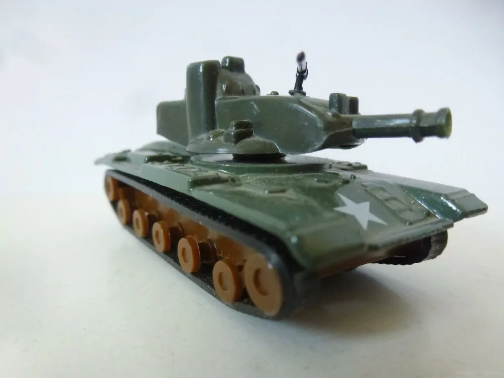 Obrněné vozidlo - tank - 6 x 3 x 3 cm