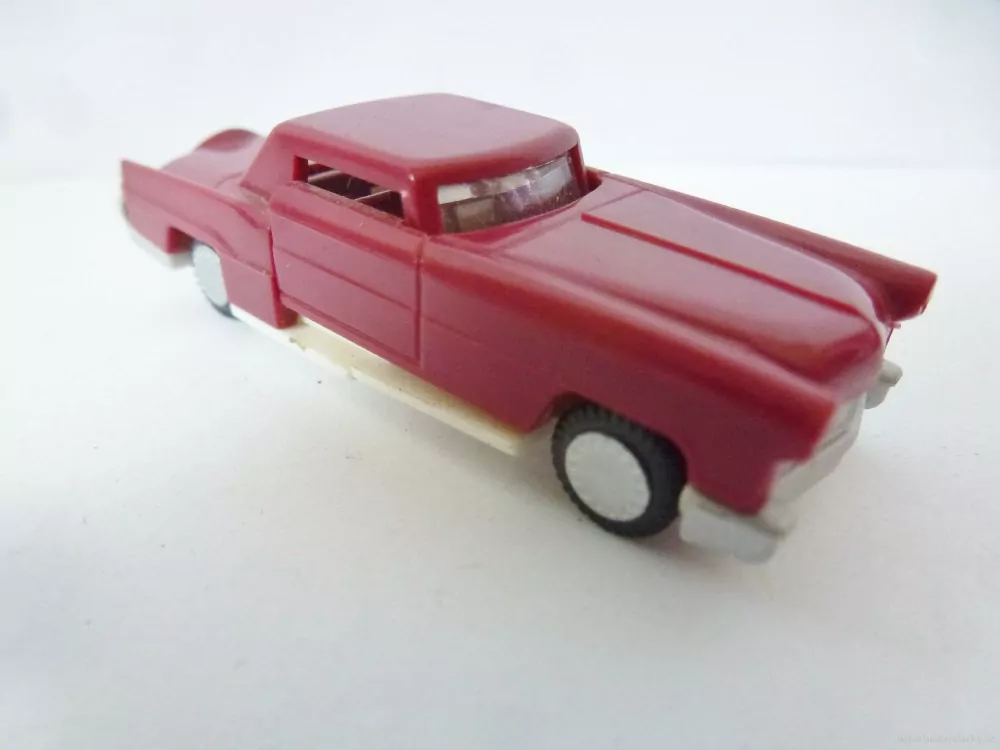 H0 Osobní automobil TOP STAV