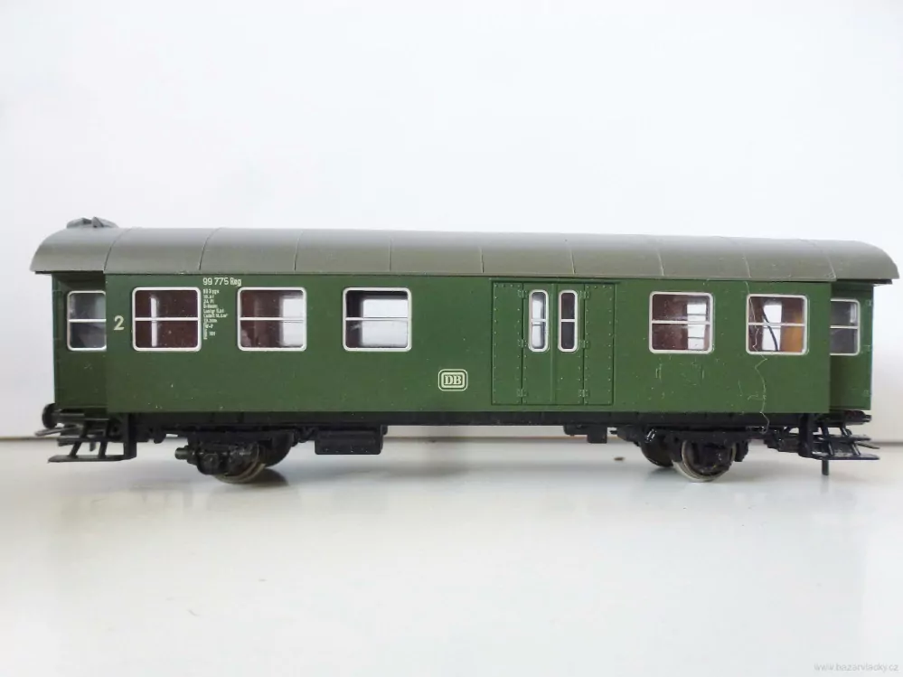 H0 ROCO Osobní vůz 2. tř. DB