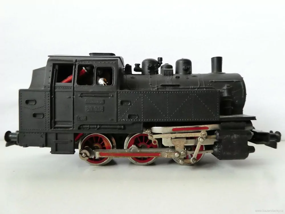 H0 PIKO Parní lokomotiva BR 80 018 DR OSVĚTLENÁ