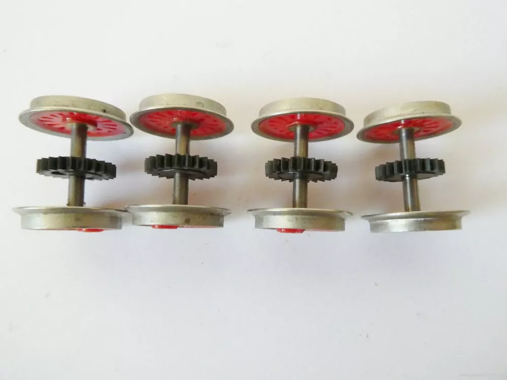 H0 SET 4 ks Náhradní díl - Soukolí na lokomotivy - kolečko - záběrové kolo 