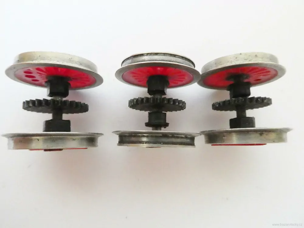 H0 SET 3 ks Náhradní díl - Soukolí na lokomotivy - kolečko - záběrové kolo 