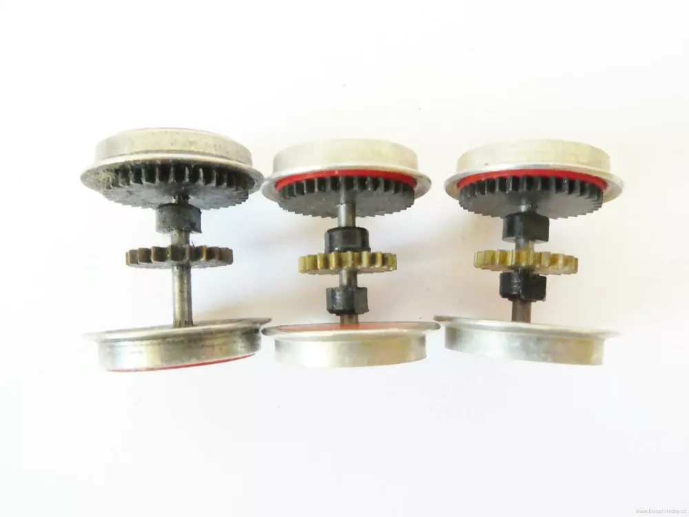 H0 SET 3 ks Náhradní díl - Soukolí na lokomotivy - kolečko - záběrové kolo 