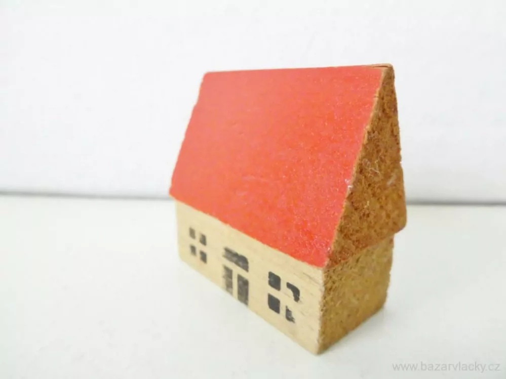 N Dřevěný rodinný domek