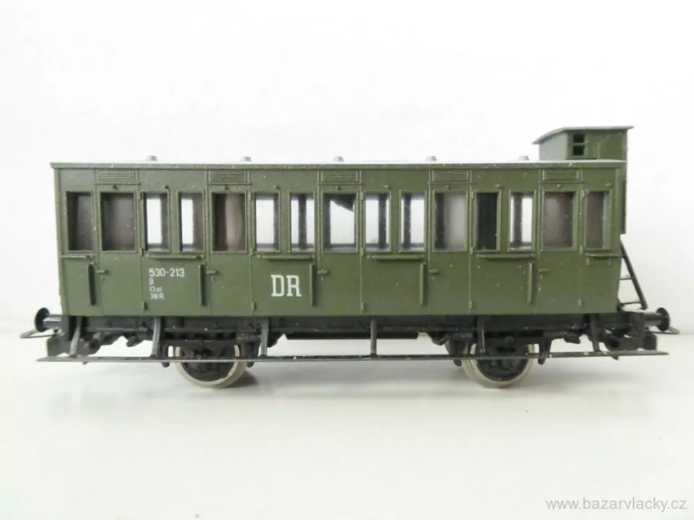 H0 PIKO Osobní vůz DR 530-213 s budkou brzdaře PĚKNÝ STAV