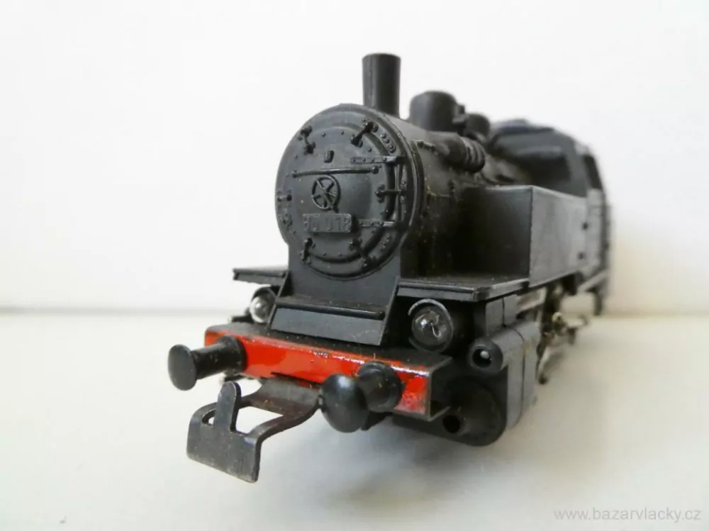 H0 PIKO Parní lokomotiva BR 80 018 DR OSVĚTLENÁ