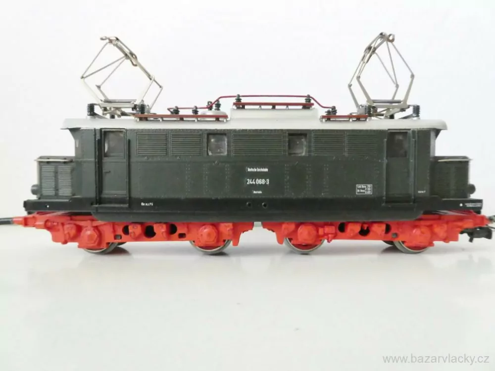 H0 PIKO Elektrická lokomotiva BR 244 068-3 DR