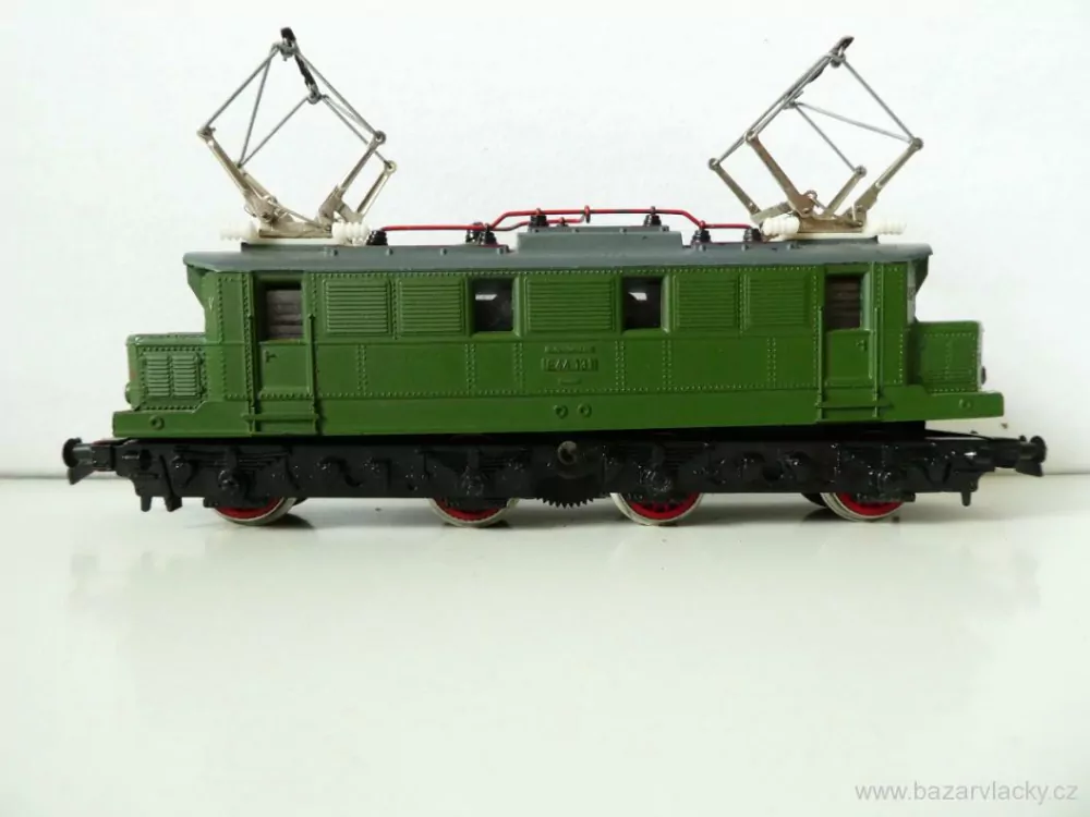 H0 PIKO Elektrická lokomotiva E44 131 DR