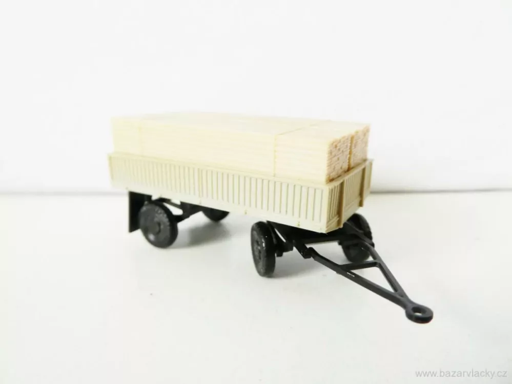H0 Nákladní přívěs - valník s nákladem dřeva