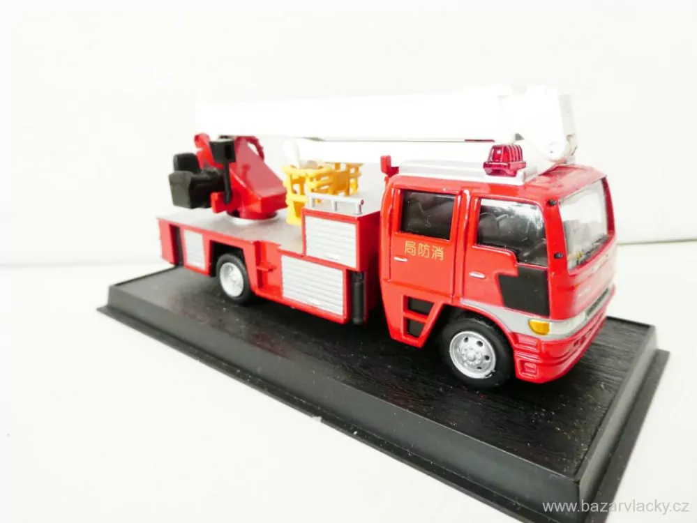 Model hasičského vozu 1995 Morita Gyro Snorkel MSB-20 - z vitríny