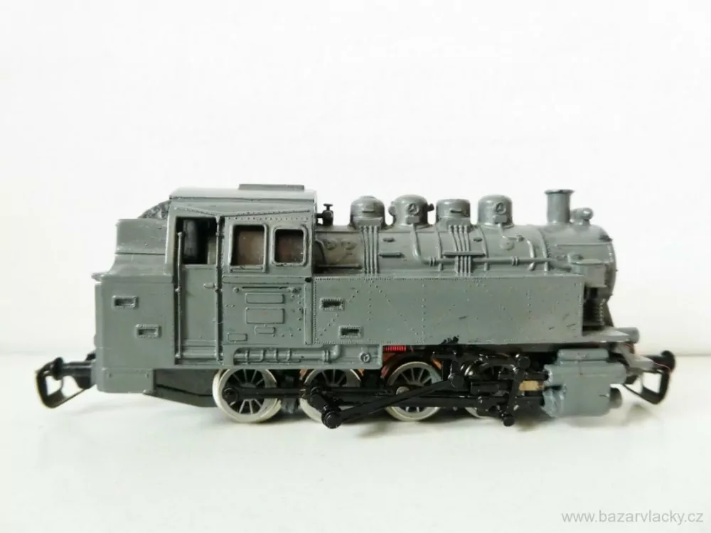 TT BTTB Parní lokomotiva BR 81 šedá