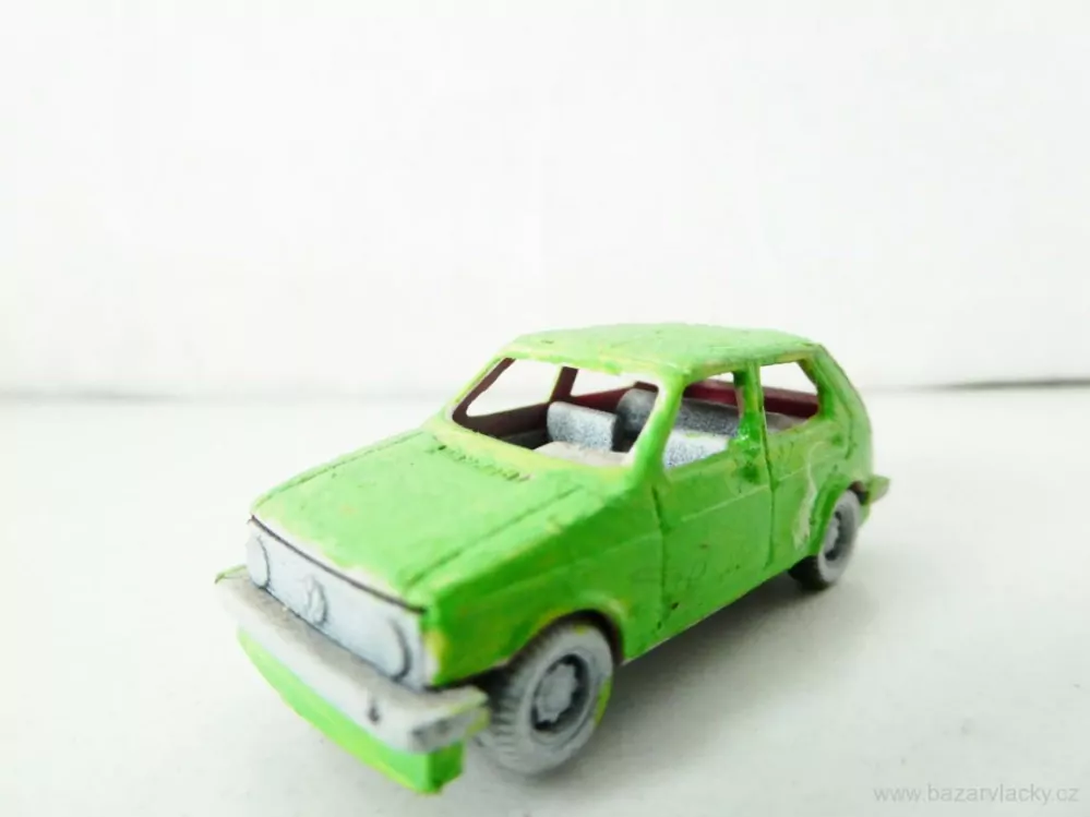 H0 Osobní automobil GOLF LS