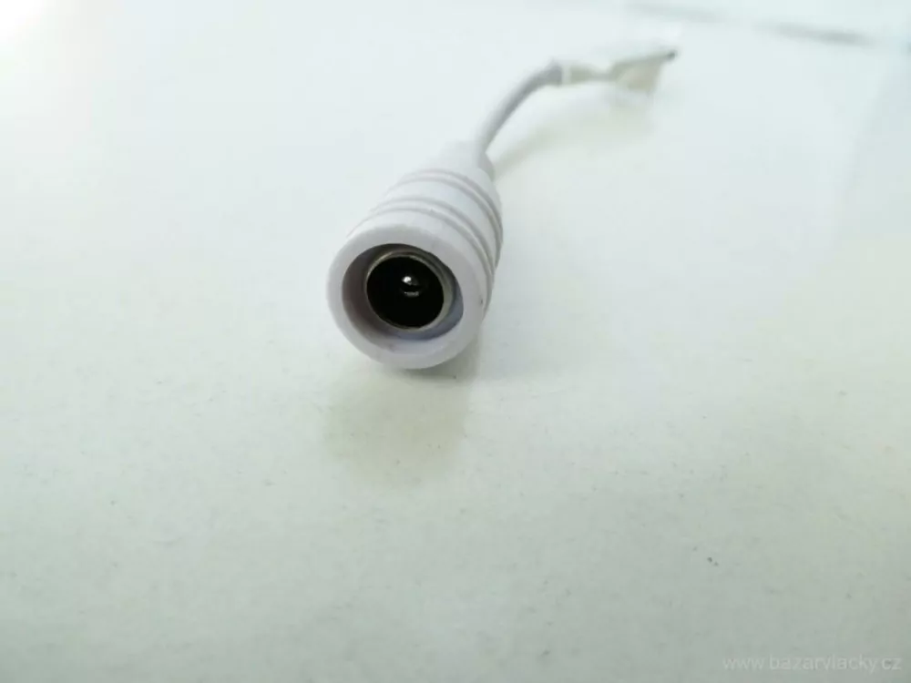 Konektor k RGB mini RF ovladači na osvětlení LED