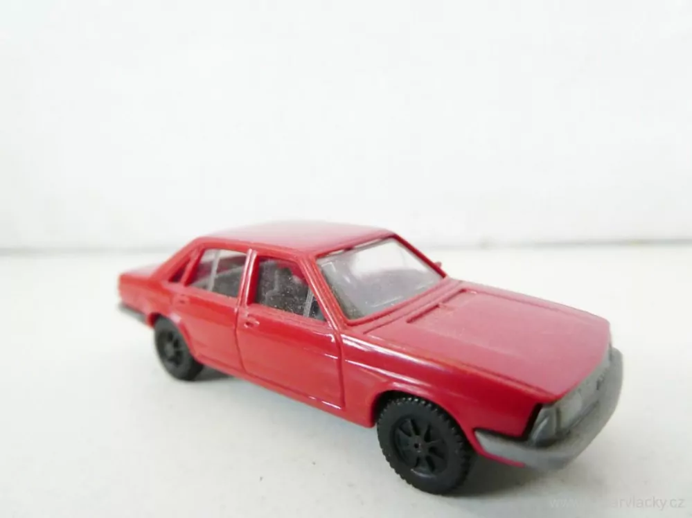 H0 FLEISCHMANN Osobní automobil Audi 100 TOP STAV