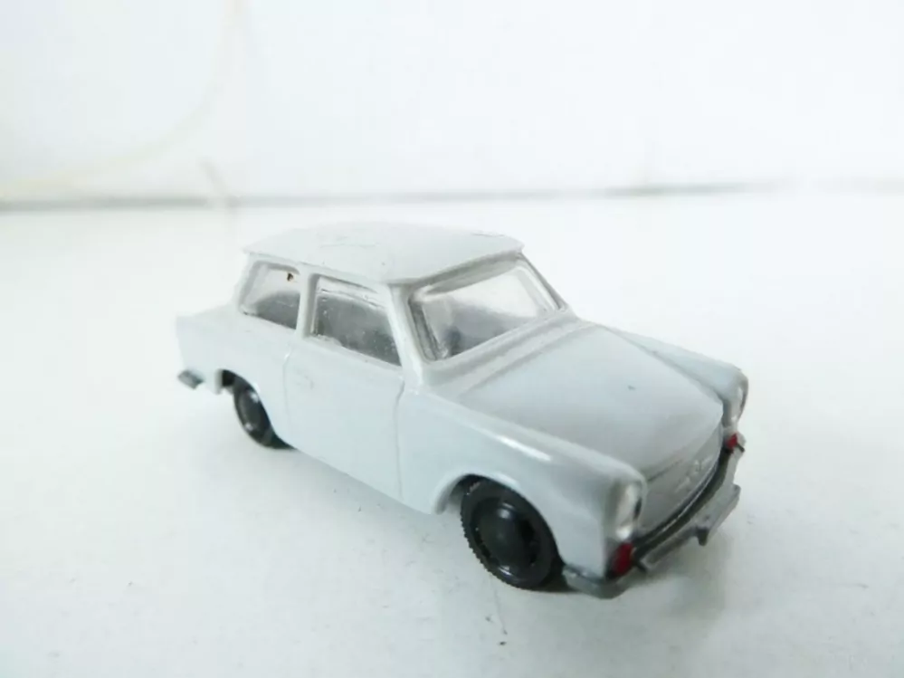 H0 Osobní automobil Trabant 601 šedý