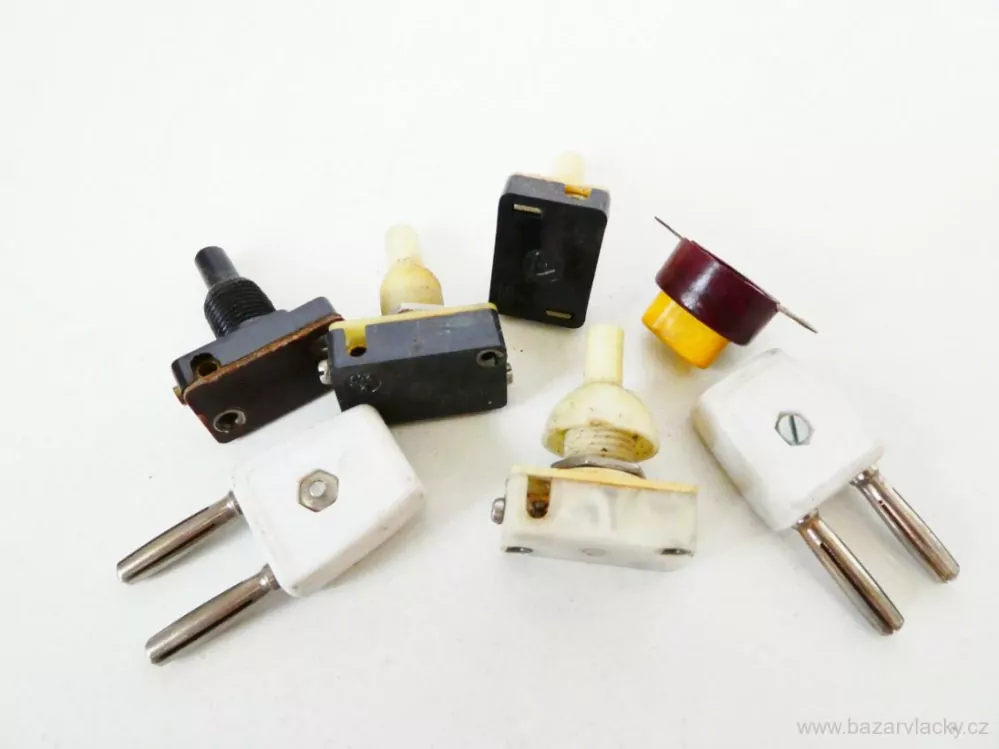 MIX SET 7 ks Vypínače a konektory