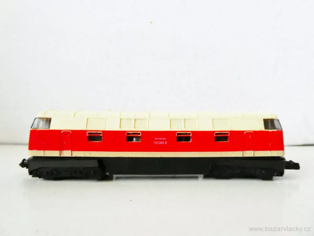 N PIKO Dieselová lokomotiva BR 118 086-8 PĚKNÝ STAV
