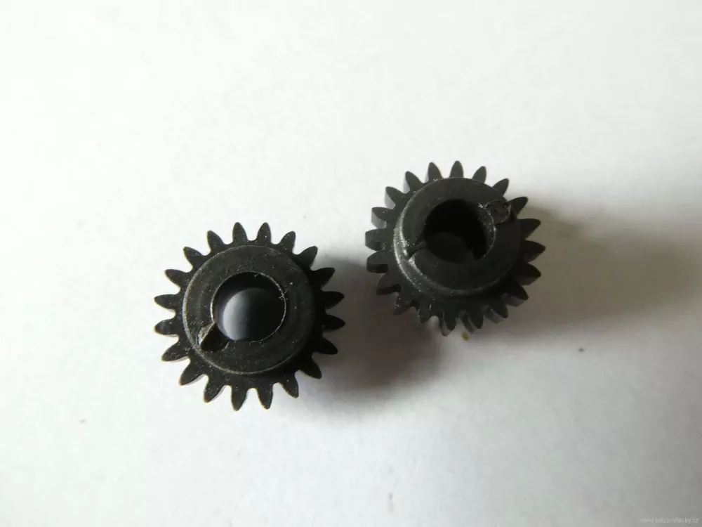 SET 2 ks Ozubený převod průměr 10,7 mm, výška 6,2 mm