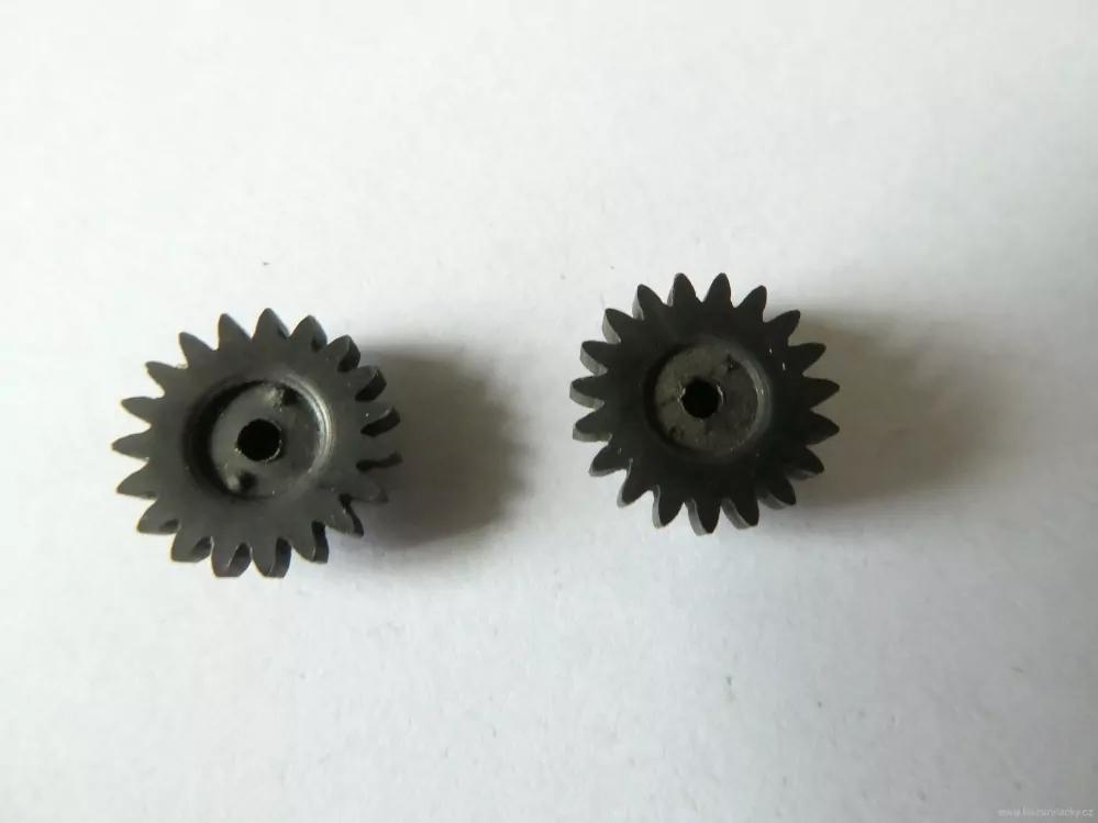 SET 2 ks Ozubený převod průměr 10,5 mm, výška 3,8 mm