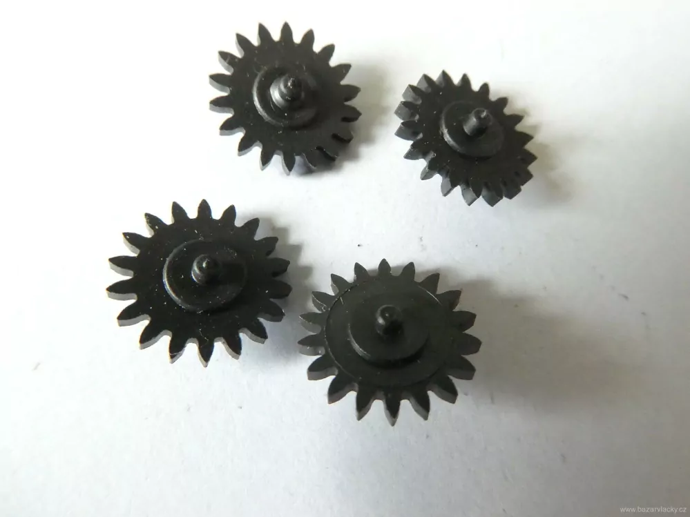 SET 4 ks Ozubený převod průměr 10 mm, délka 4,2 mm