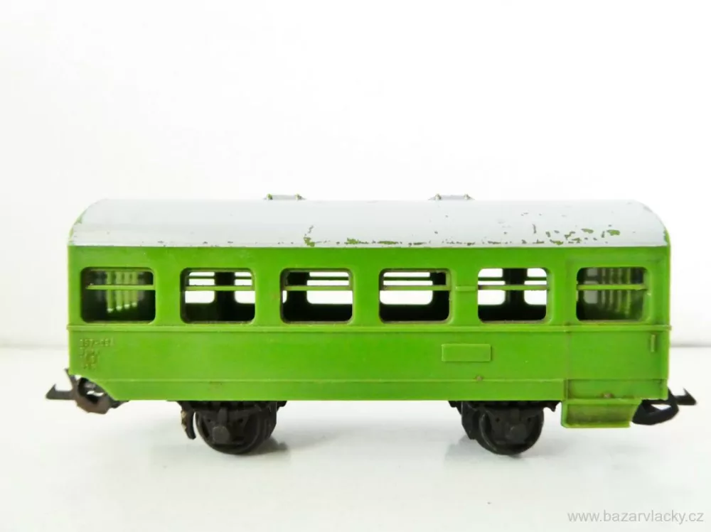 TT ZEUKE Osobní vůz 357-654 bez značení