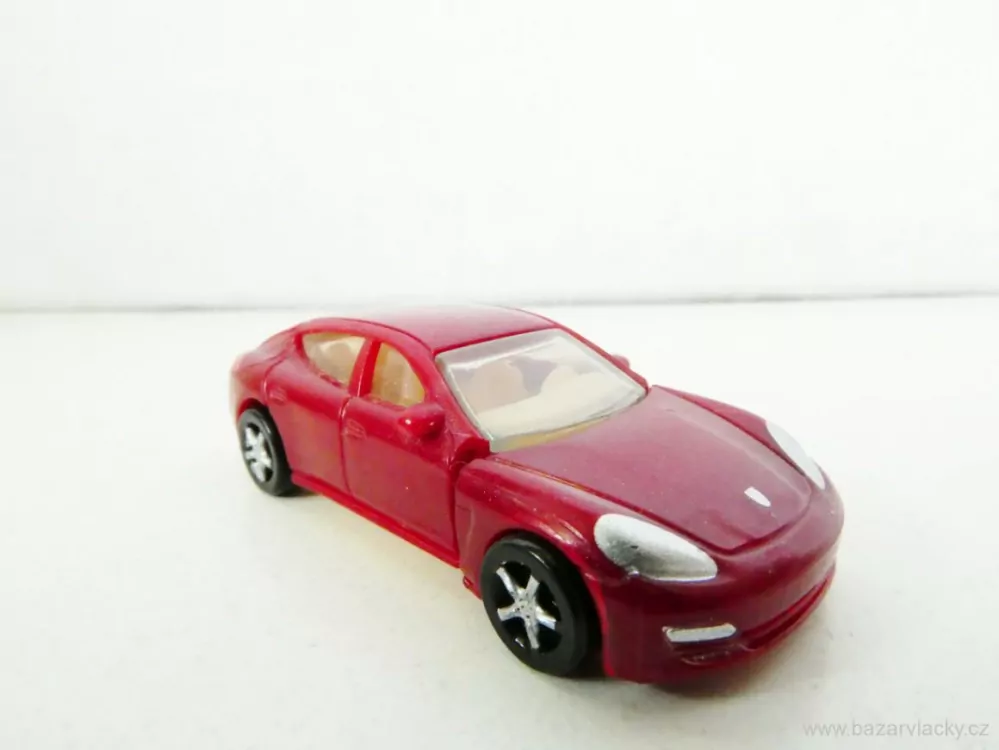 H0 Osobní automobil Porsche MPG DC068