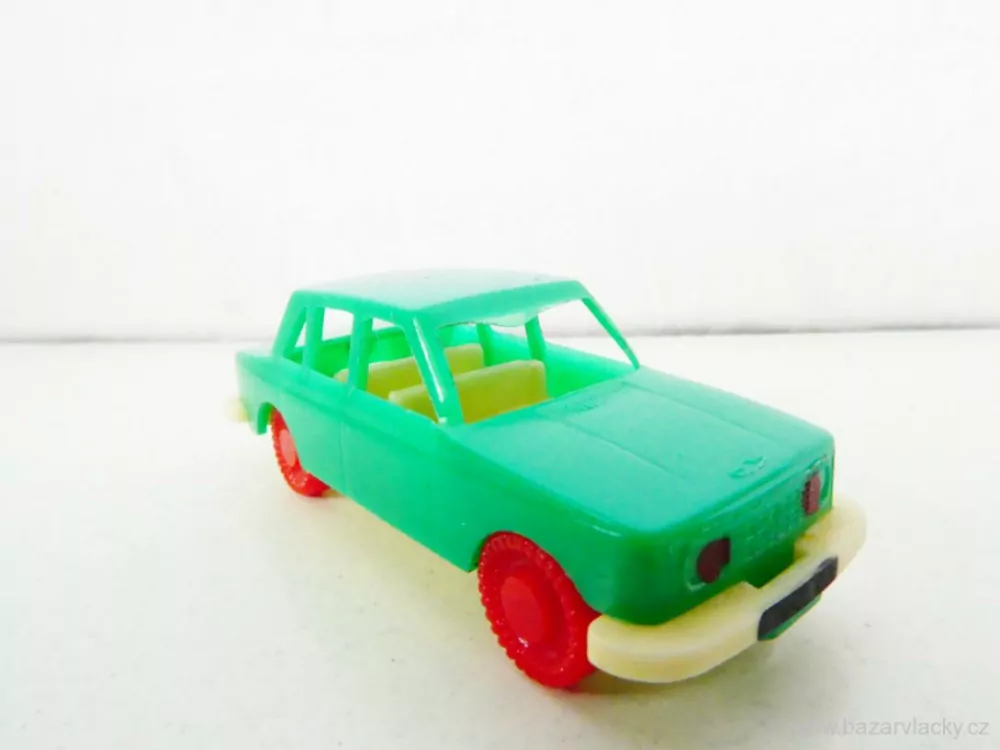 H0 Osobní automobil Wartburg 353 TOP STAV