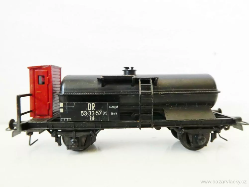 H0 SCHICHT Cisternový vůz s budkou brzdaře DR 