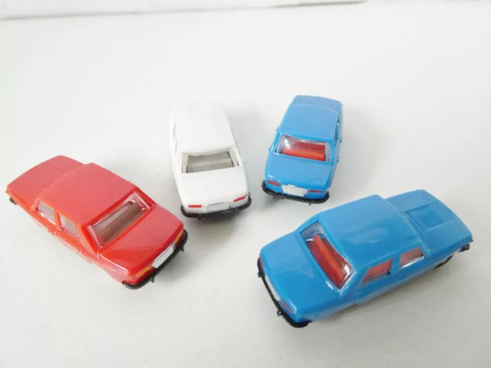 H0 SET 4 ks Osobní automobil Wartburg