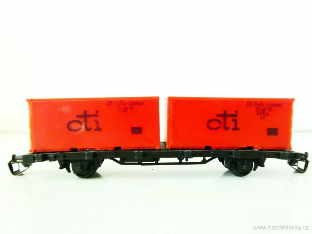 TT BTTB Plošinový vůz s kontejnery cti Italia
